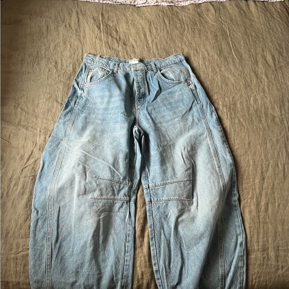 FREE PEOPLE BARREL JEANS